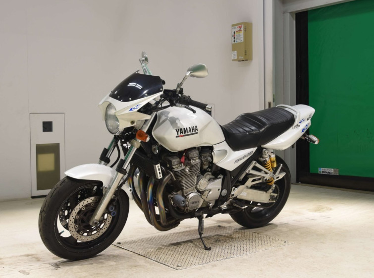 Мотоцикл Yamaha XJR1300 з пробігом 60090 km