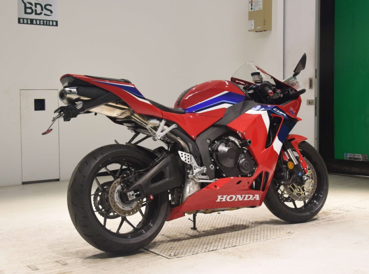 Мотоцикл Honda CBR600RR з пробігом 2340 km