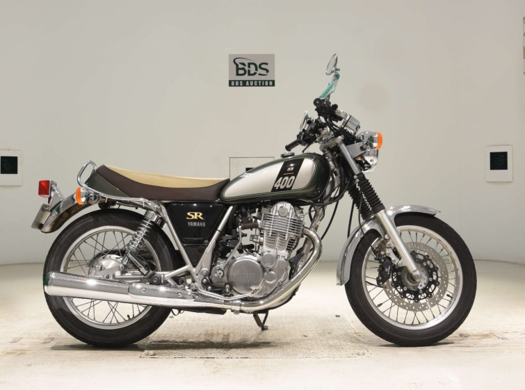 Мотоцикл Yamaha SR400 з пробігом 8023 km