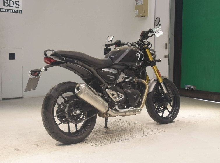 Мотоцикл Triumph speed 400