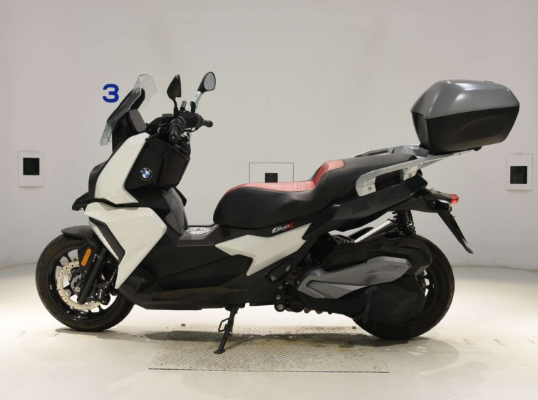 Мотоцикл BMW C400X