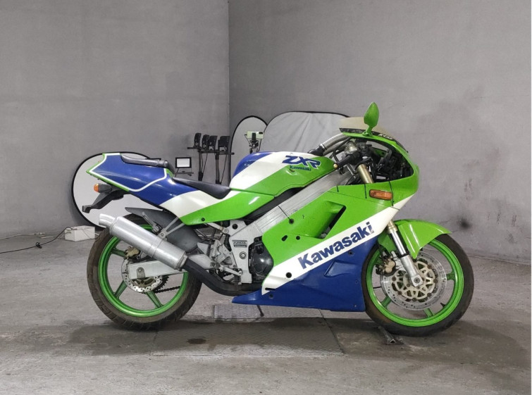 Мотоцикл Kawasaki ZXR250 з пробігом 11013 km