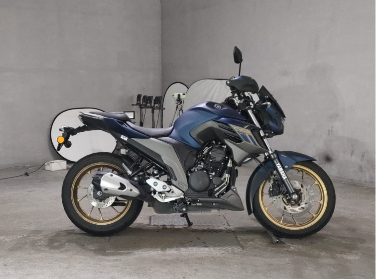 Мотоцикл Yamaha FZS25 с пробегом 13721 km