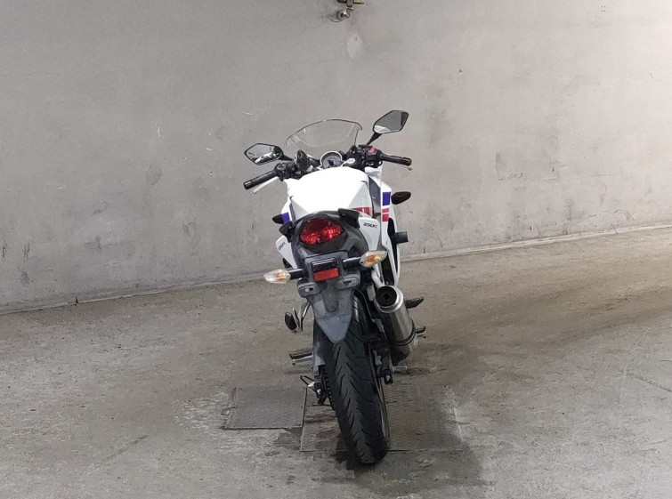 Мотоцикл Honda CBR250R с пробегом 24133 km