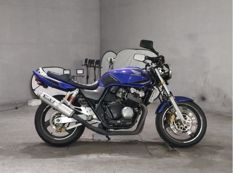 Мотоцикл Honda CB400SFV з пробігом 77518 km