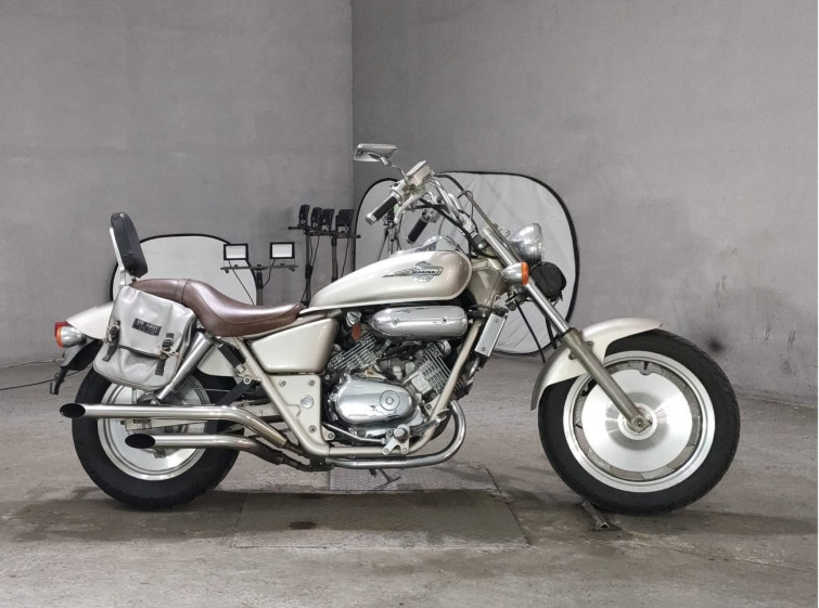 Мотоцикл Honda MAGNA250 з пробігом 21451 km