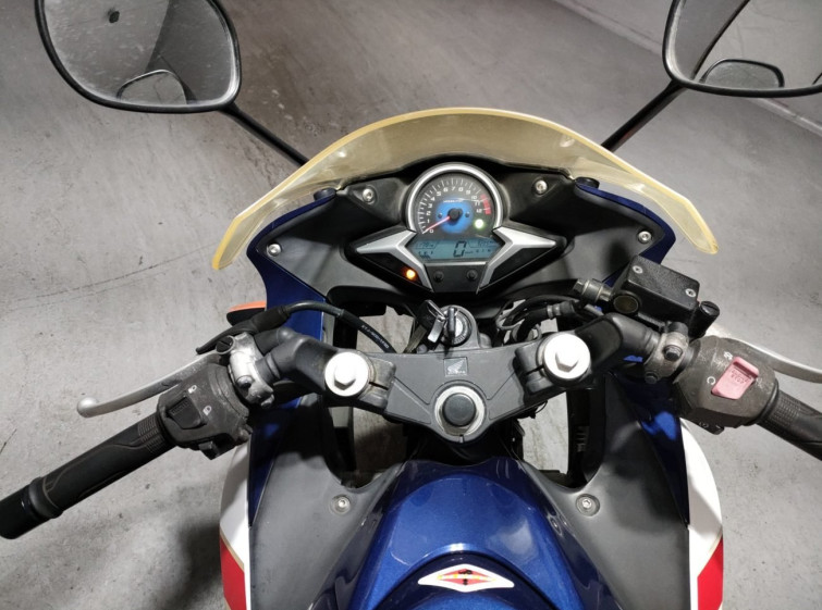 Мотоцикл Honda CBR250R з пробігом 9206 km