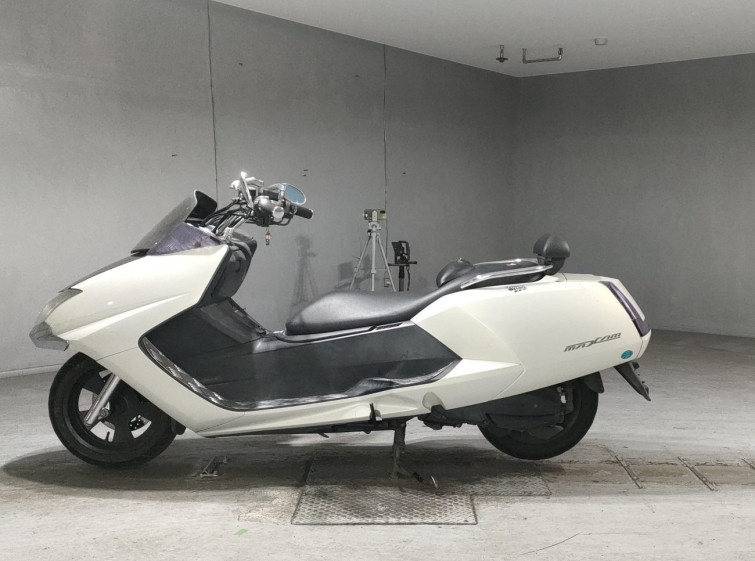 Мотоцикл Yamaha MAXAM250 с пробегом 23941 km