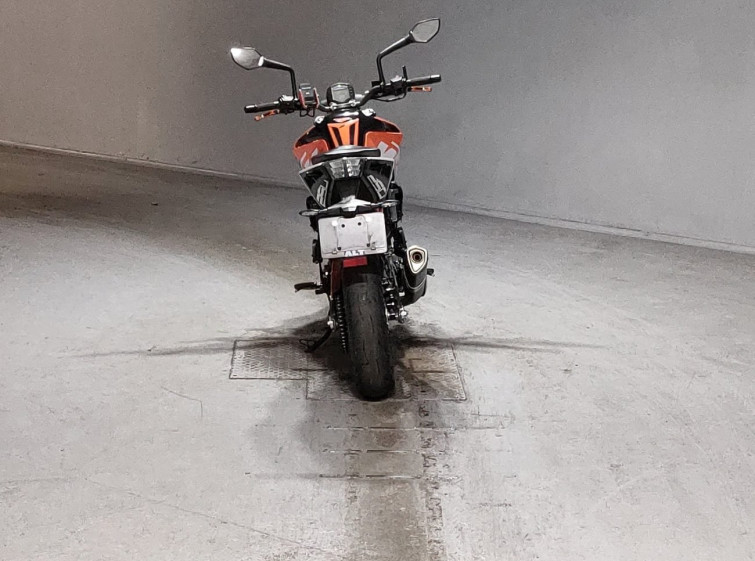Мотоцикл KTM 250 DUKE з пробігом 14704 km