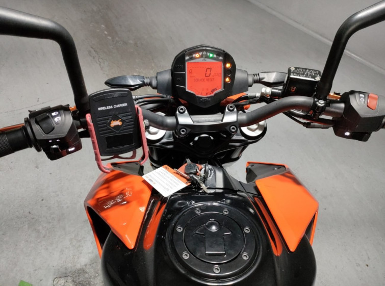 Мотоцикл KTM 250 DUKE з пробігом 14704 km