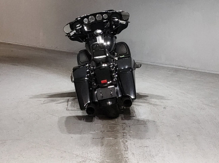 Мотоцикл HD STREET GLIDE FLHXS1870 з пробігом 16495 km