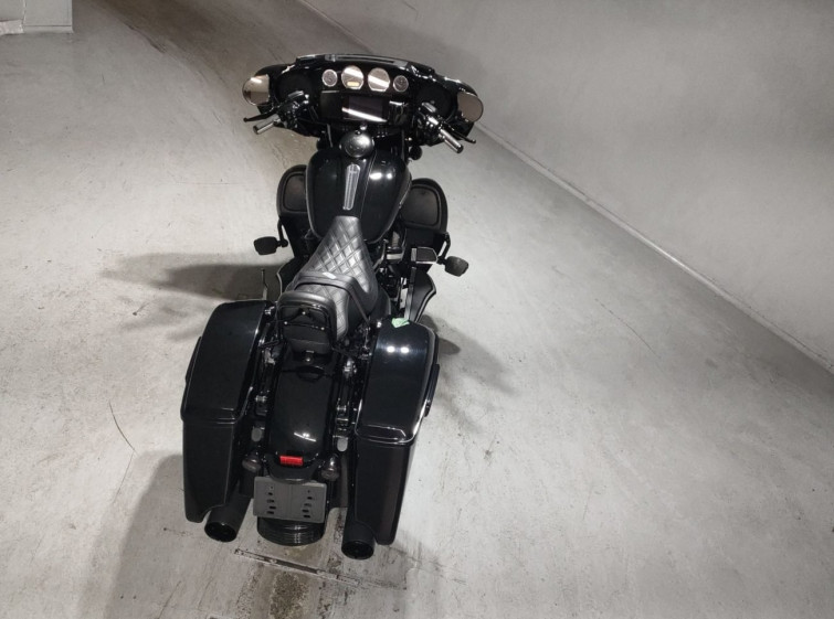 Мотоцикл HD STREET GLIDE FLHXS1870 з пробігом 16495 km