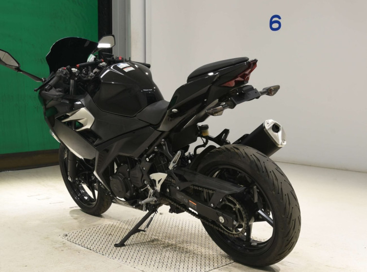 Мотоцикл Kawasaki NINJA400 з пробігом 23207 km