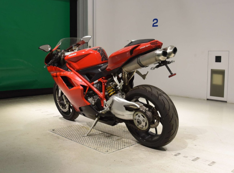 Мотоцикл Ducati 848 з пробігом 12781 km