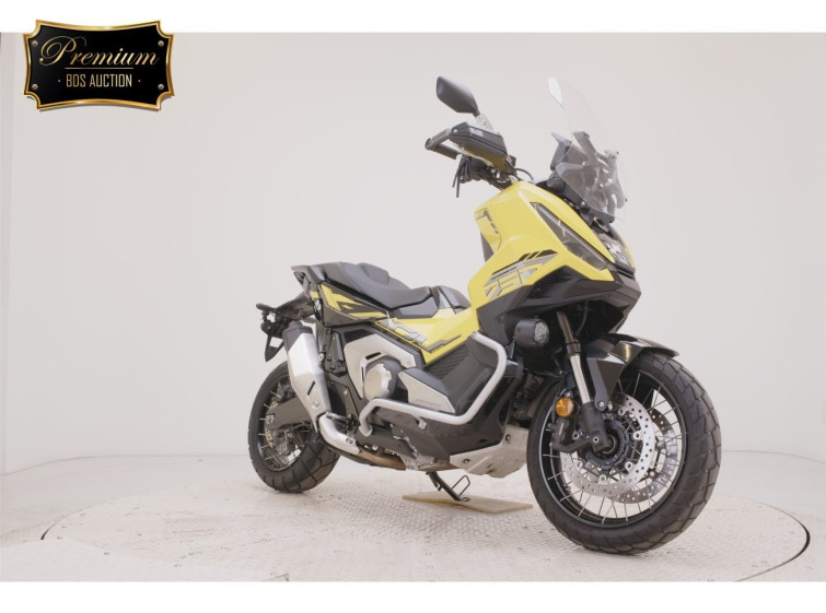 Мотоцикл Honda X-ADV750 з пробігом 3183 km
