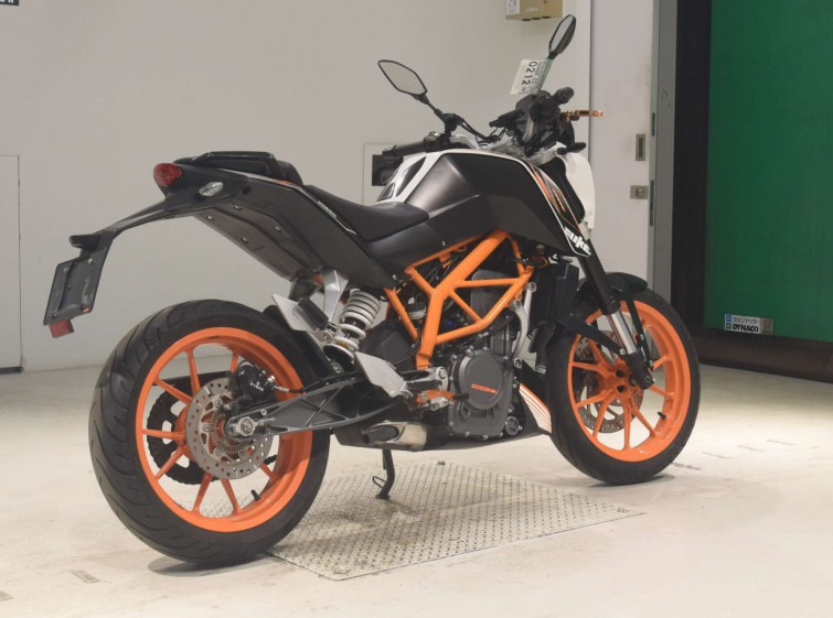 Мотоцикл KTM 390 DUKE з пробігом 20554 km