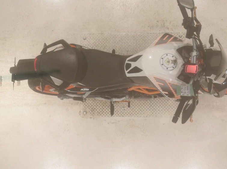 Мотоцикл KTM 390 DUKE з пробігом 20554 km