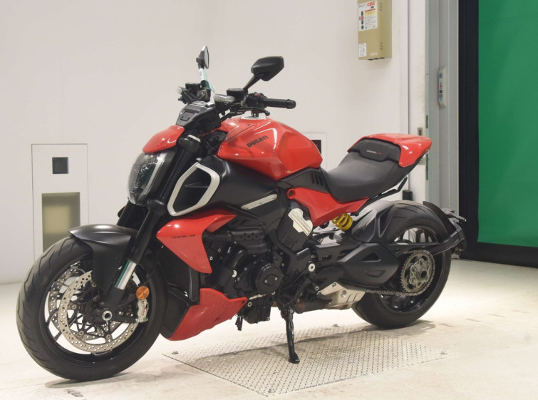 Мотоцикл Ducati DIAVEL с пробегом 37806 km