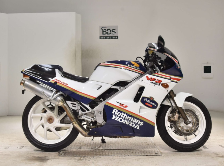 Мотоцикл Honda VFR400R з пробігом 26669 km
