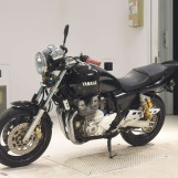 Мотоцикл Yamaha XJR400