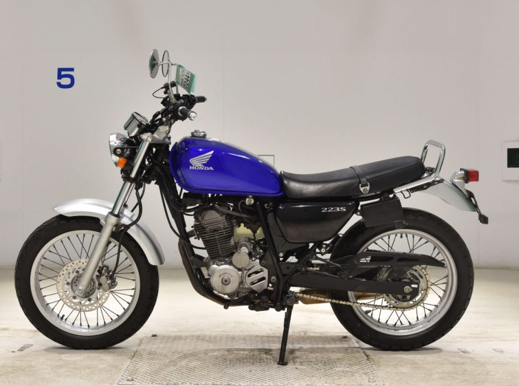 Мотоцикл Honda CB223S з пробігом 45452 km