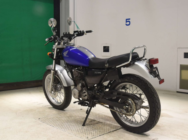 Мотоцикл Honda CB223S з пробігом 45452 km