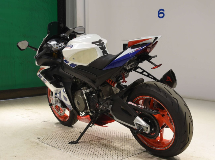 Мотоцикл Aprilia RS660 с пробегом 2654 km