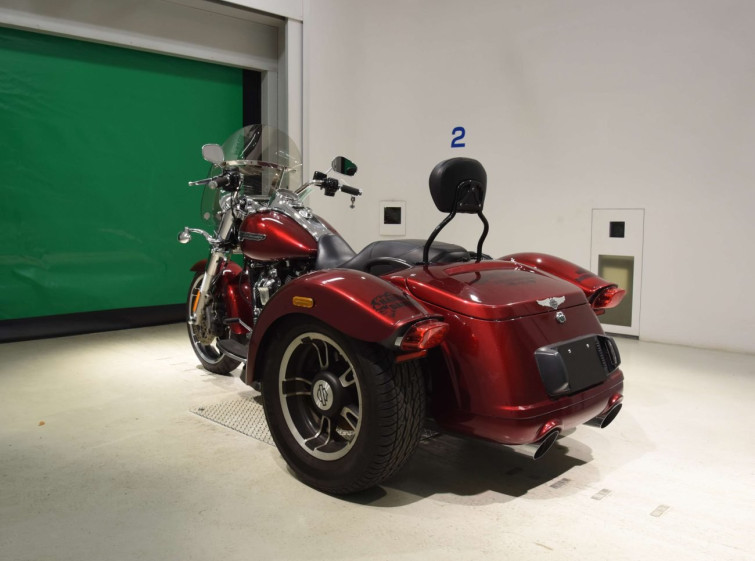 Мотоцикл HD FREEWHEELER FLRT1750 з пробігом 22454 km