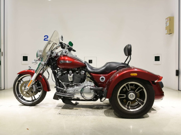 Мотоцикл HD FREEWHEELER FLRT1750 з пробігом 22454 km