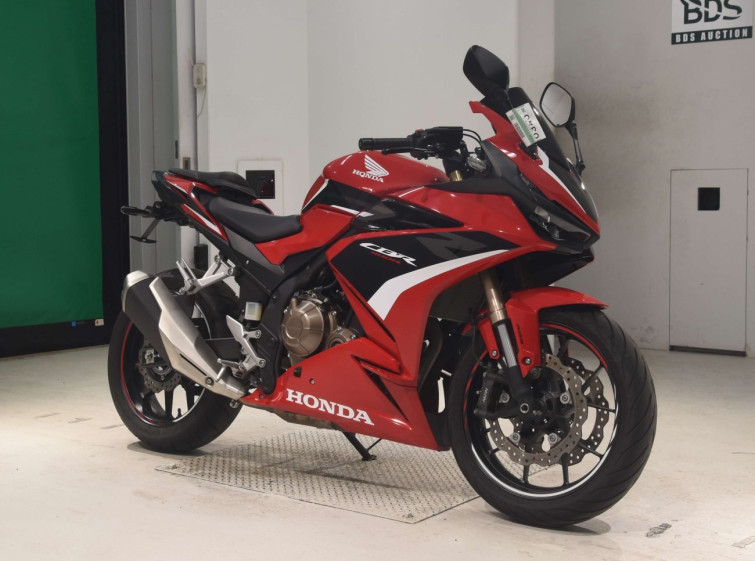 Мотоцикл Honda CBR400R з пробігом 8759 km