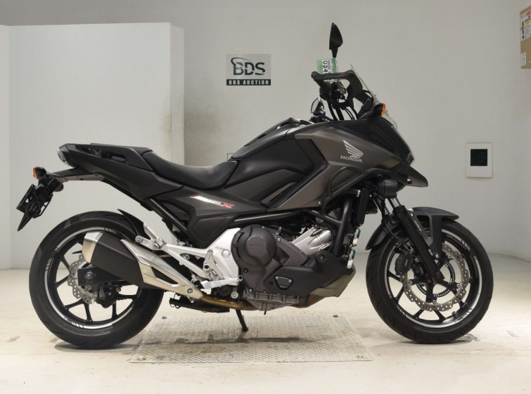 Мотоцикл Honda NC750XDLD с пробегом 33810 km