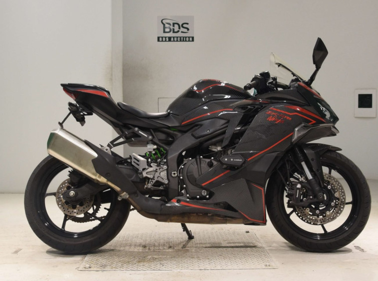 Мотоцикл Kawasaki ZX-4RR