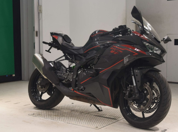 Мотоцикл Kawasaki ZX-4RR