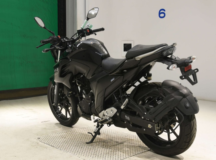 Мотоцикл Yamaha FZ250 FAZER з пробігом 14020 km