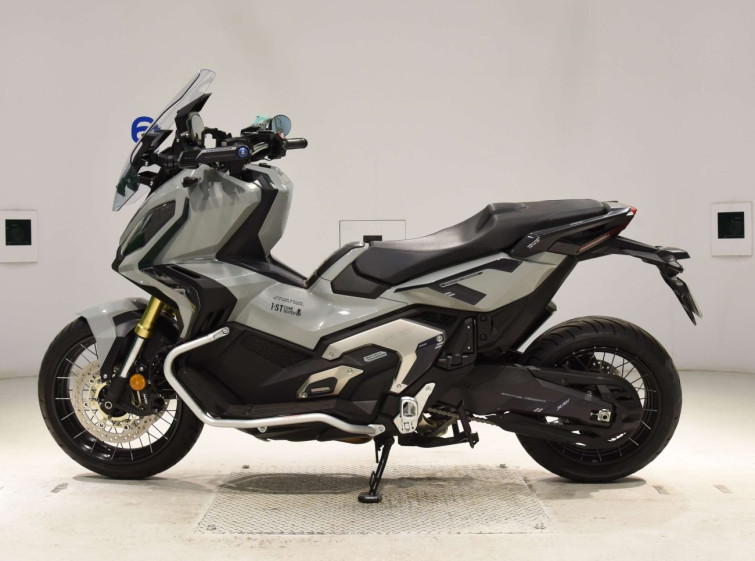 Мотоцикл Honda X-ADV750 з пробігом 12642 km