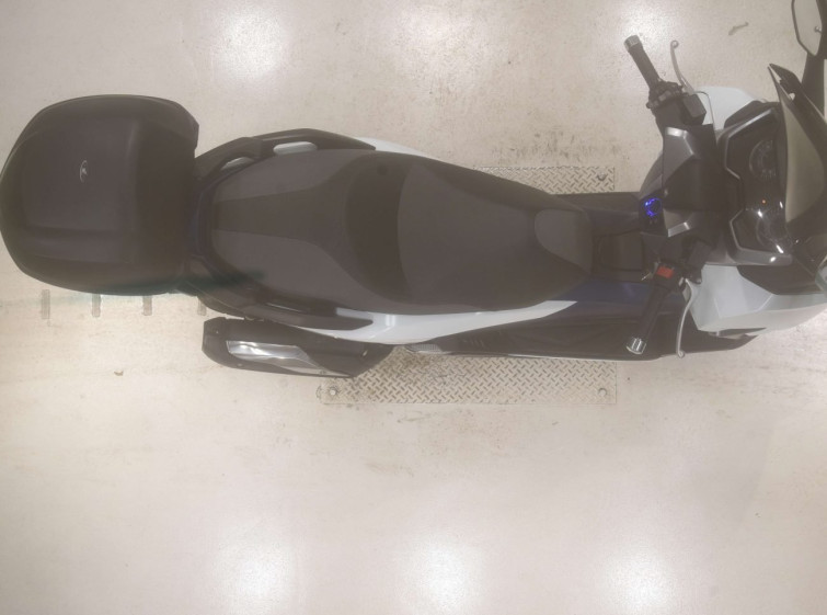 Мотоцикл Honda FORZA с пробегом 6295 km