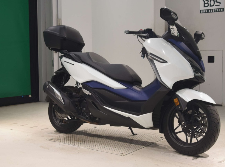 Мотоцикл Honda FORZA с пробегом 6295 km