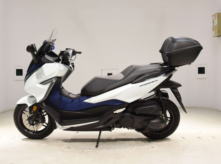 Мотоцикл Honda FORZA с пробегом 6295 km