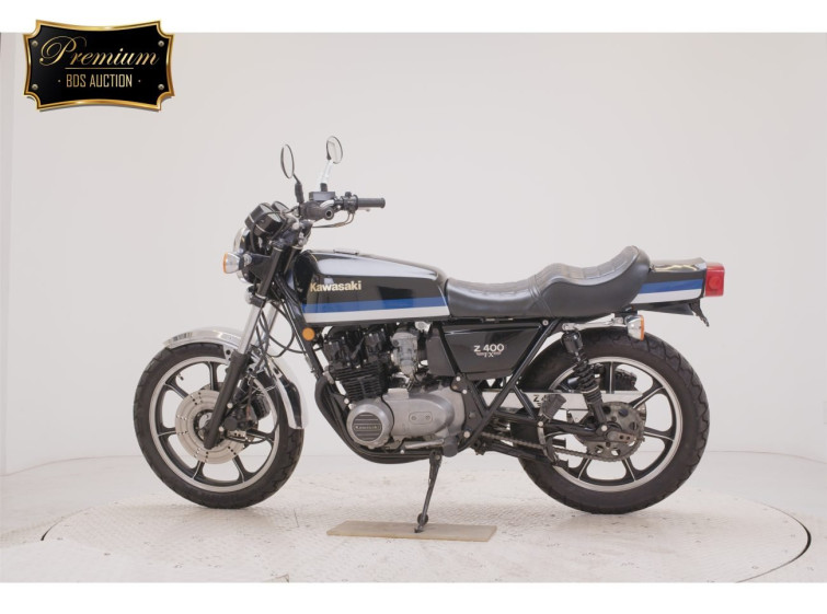 Мотоцикл Kawasaki Z500 з пробігом 26128 m