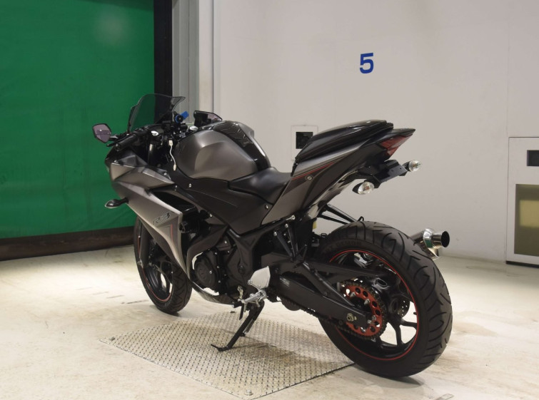 Мотоцикл Yamaha YZF-R3 с пробегом 30163 km