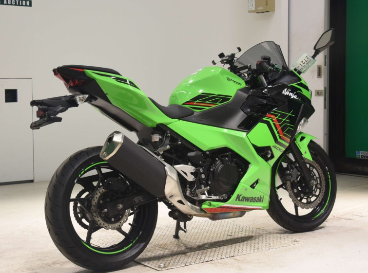 Мотоцикл Kawasaki NINJA400 з пробігом 12349 km