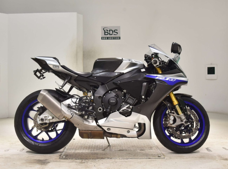 Мотоцикл Yamaha YZF-R1M с пробегом 20943 km