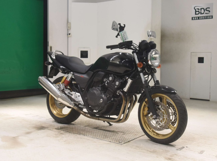 Мотоцикл Honda CB400SFV с пробегом 7373 km