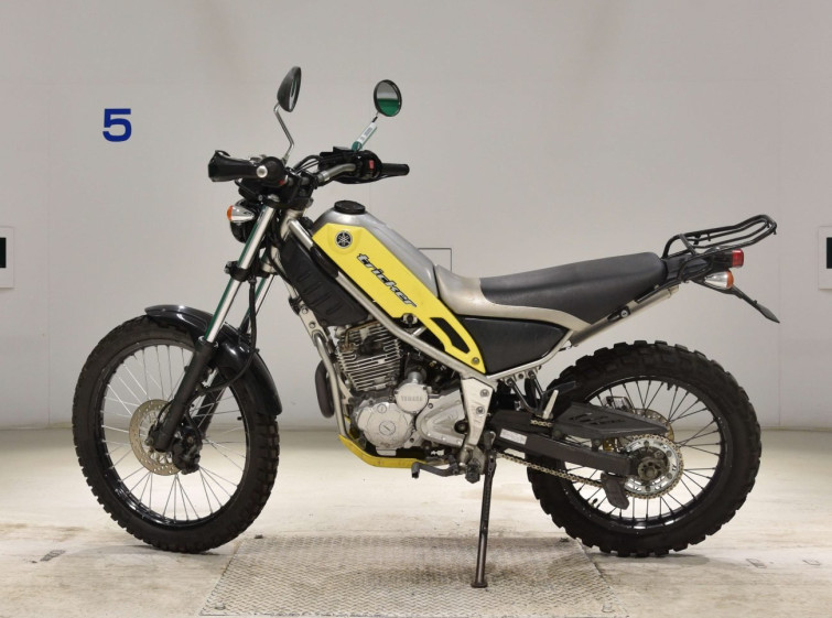 Мотоцикл Yamaha TRICKER с пробегом 38447 km