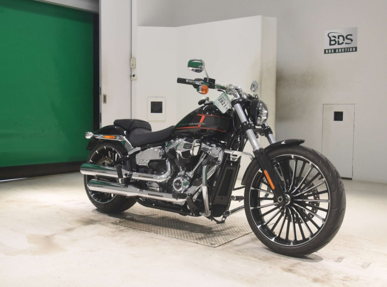 Мотоцикл HD FXBR1920 з пробігом 1137 km