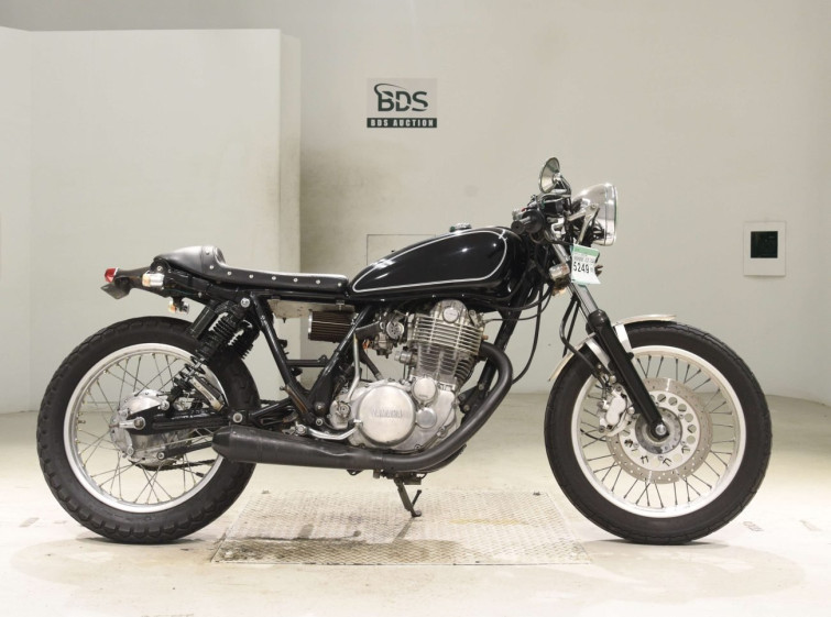 Мотоцикл Yamaha SR400 з пробігом 3576 km