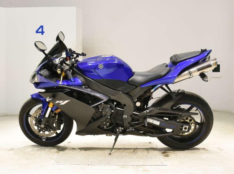 Мотоцикл Yamaha YZF-R1 з пробігом 55824 km