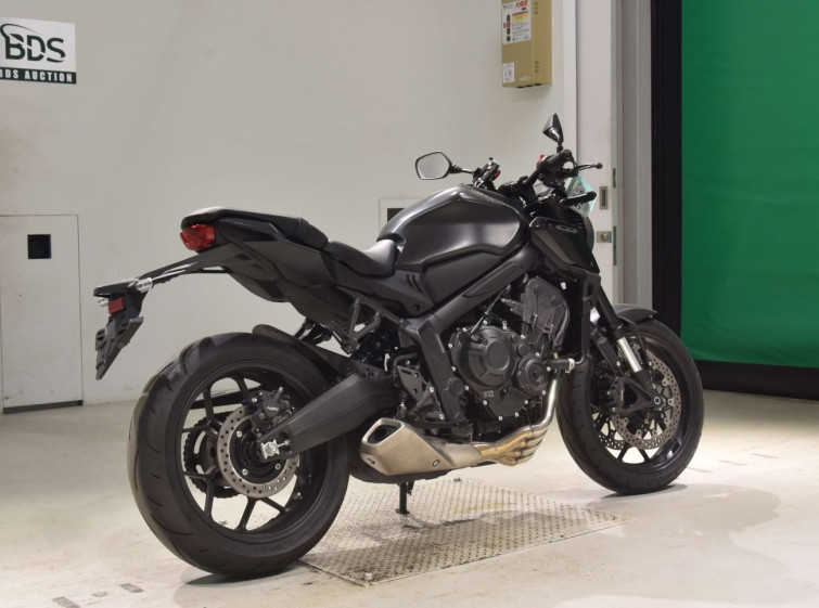 Мотоцикл Honda CB650R з пробігом 2256 km