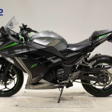 Мотоцикл Kawasaki NINJA250 з пробігом 53000 km