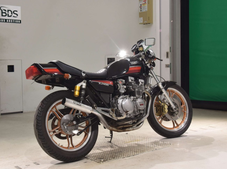 Мотоцикл Yamaha XJ400 с пробегом 16111 km